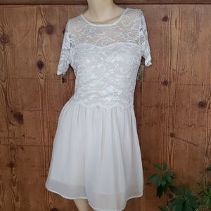 Naranka lace and chiffon dress size small